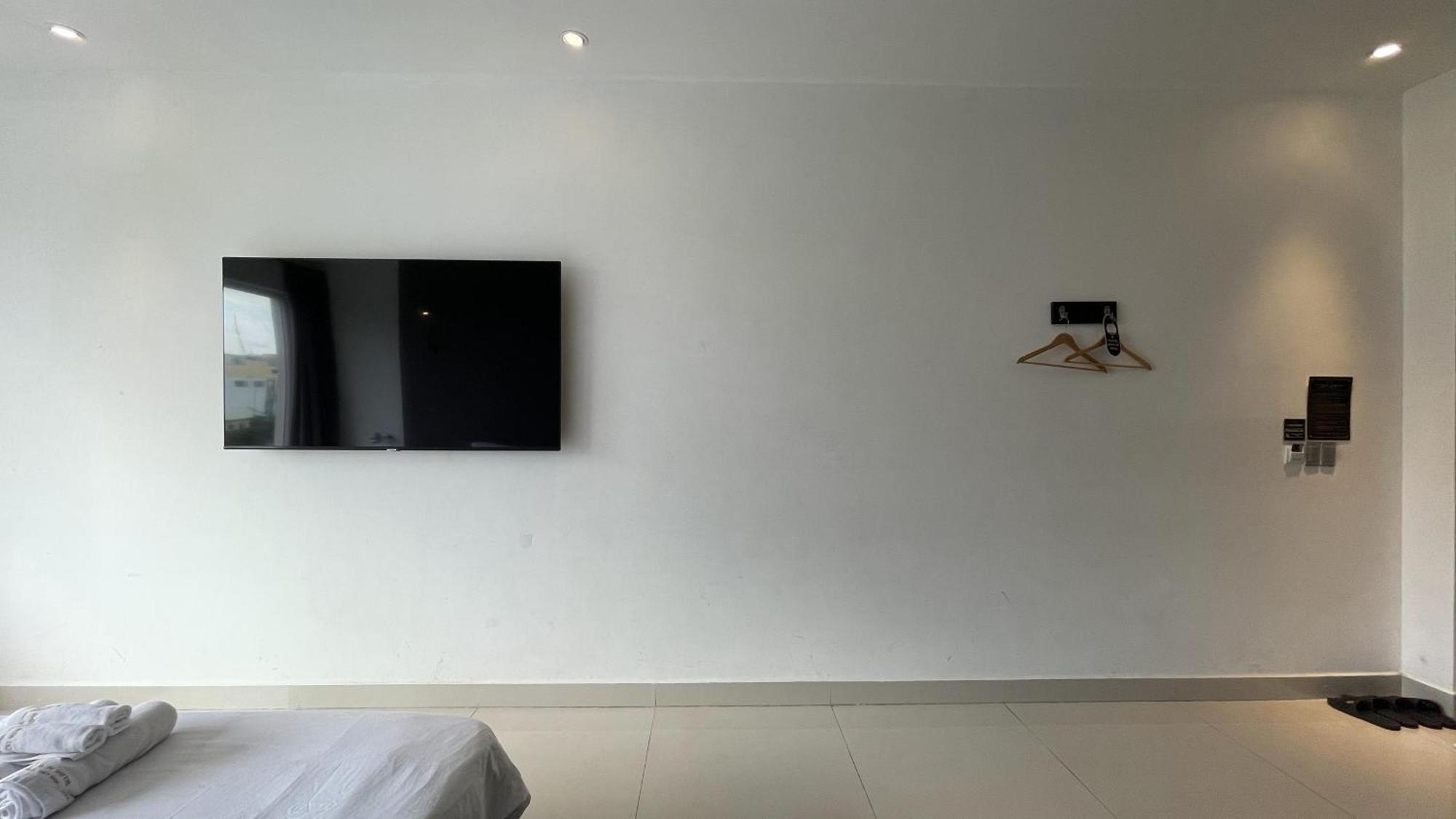 A In Hotel Riverside โฮจิมินห์ซิตี้ ภายนอก รูปภาพ